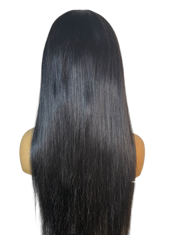 “Luxe Straight Human Hair Wig”